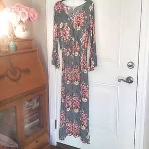 V-neck Maxi dress Boho, Victorian, Femme